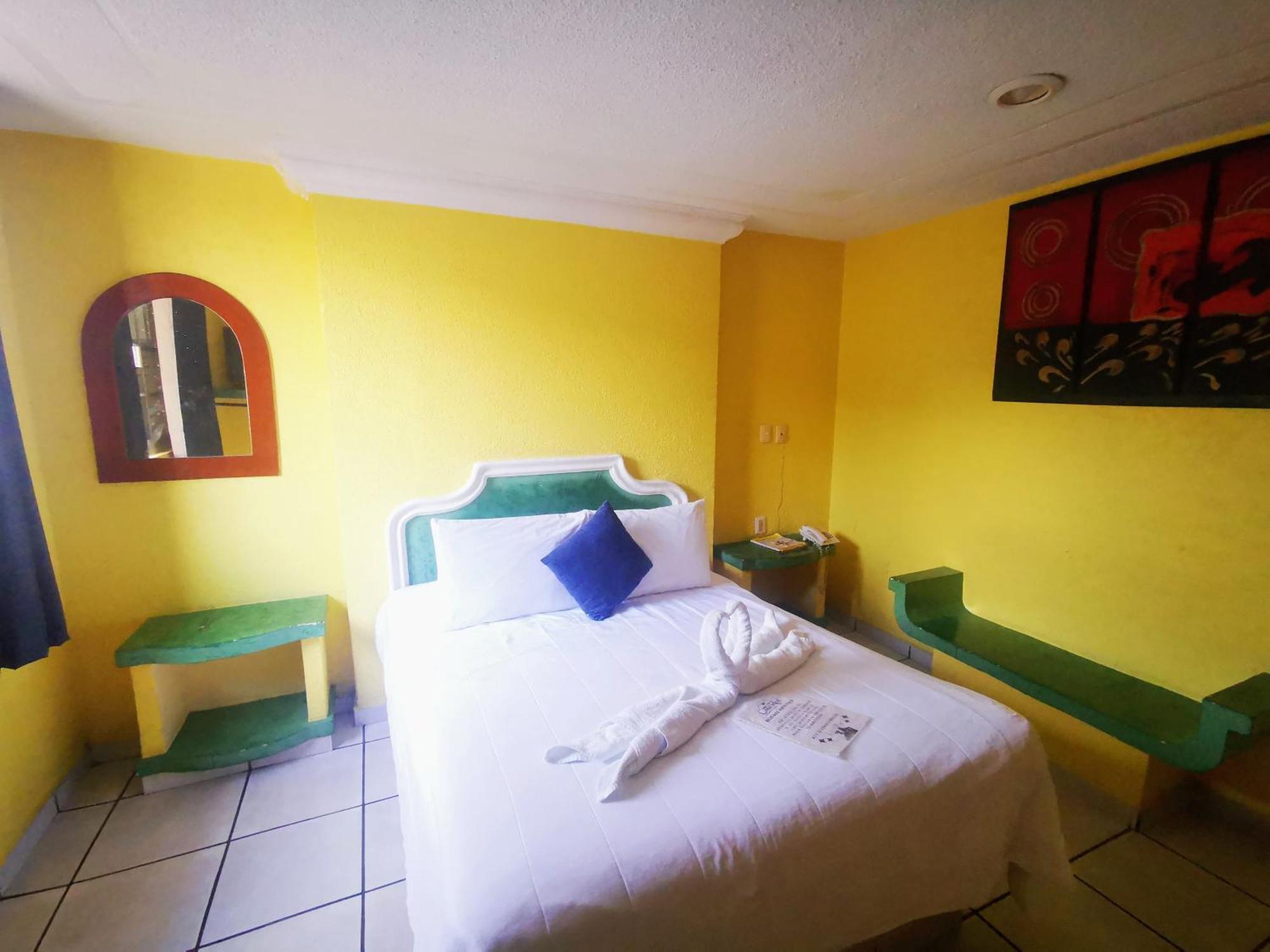 Casa Real Hotel Poza Rica Bagian luar foto